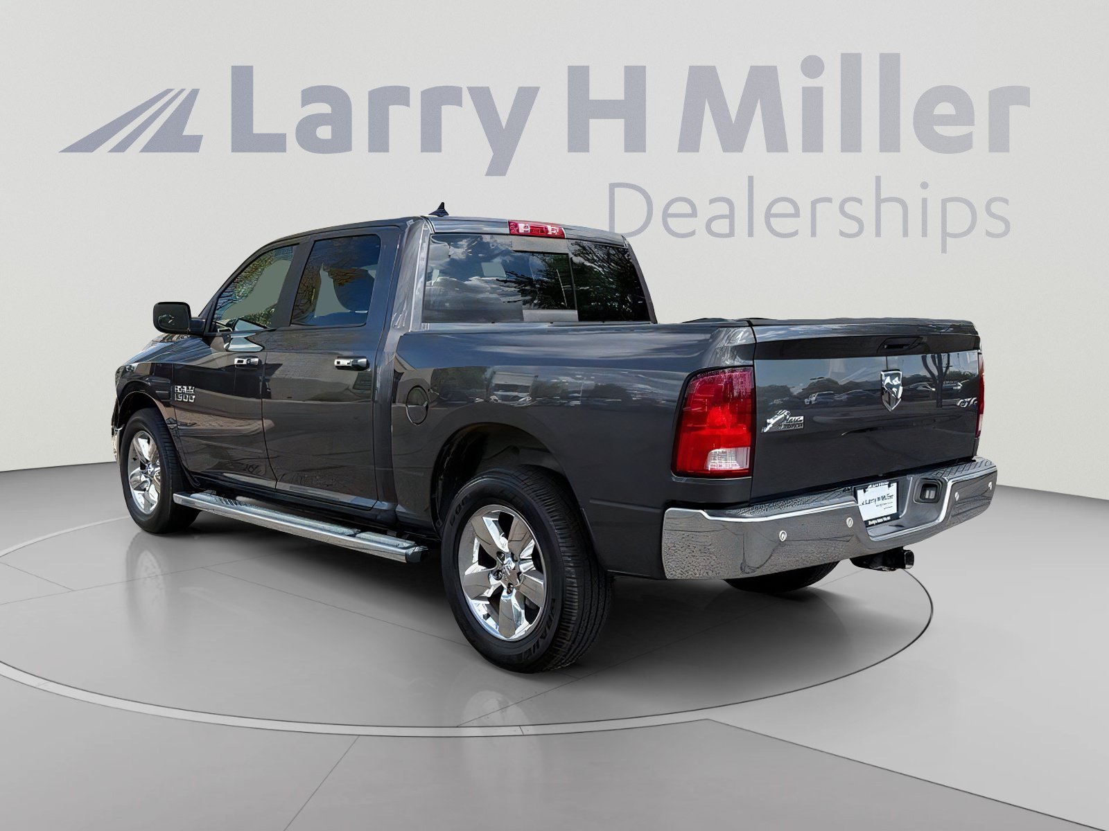 Used 2016 RAM 1500 Big Horn AWD/4WD image 3