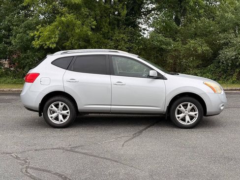 Used 2008 Nissan Rogue SL w/ Premium Pkg FWD image 7
