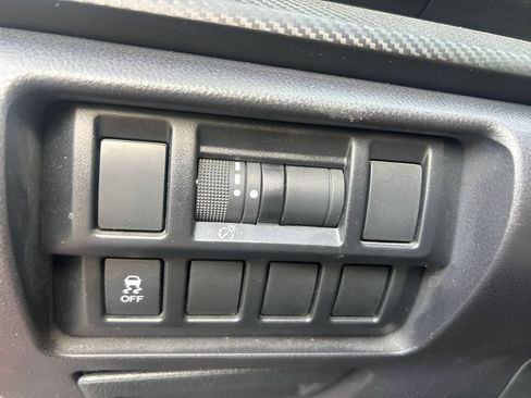 Used 2019 Subaru Impreza 2.0i AWD/4WD image 22