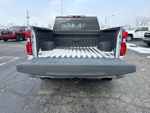 Used 2022 Chevrolet Silverado 1500 LT AWD/4WD image 24