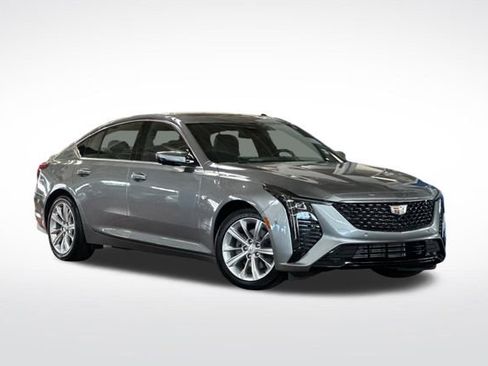 Used 2025 Cadillac CT5 Premium Luxury image 2