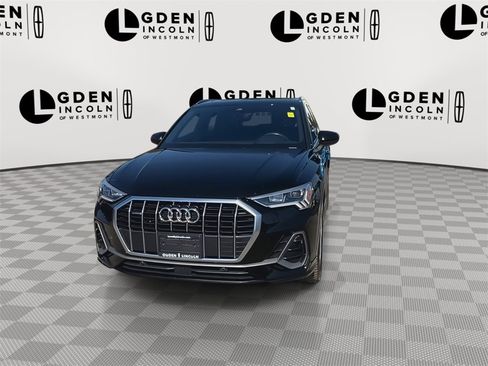 Used 2021 Audi Q3 2.0T Premium Plus w/ Premium Plus Package image 3