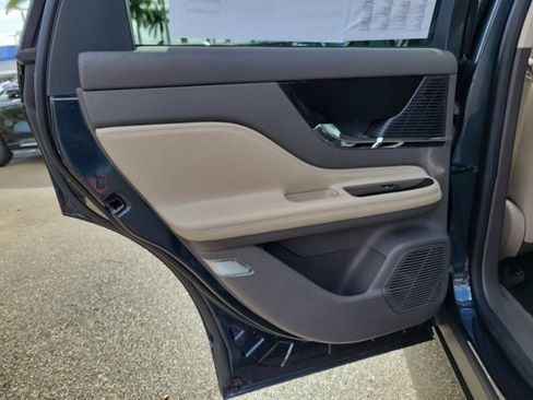 Certified 2024 Lincoln Aviator Black Label w/ Dynamic Handling Package image 12