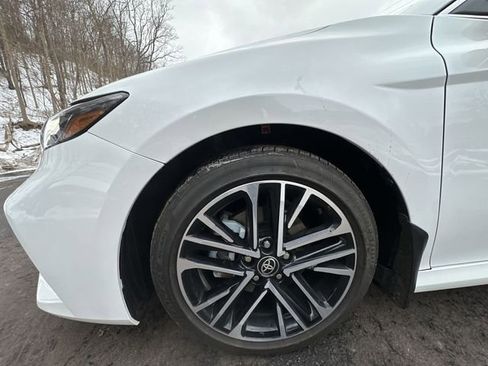 Used 2025 Toyota Camry XLE image 21