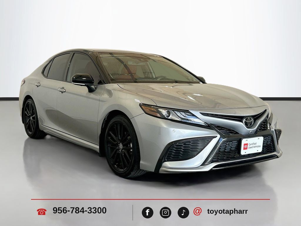 Used 2024 Toyota Camry XSE w/ Navigation Package FWD image 3
