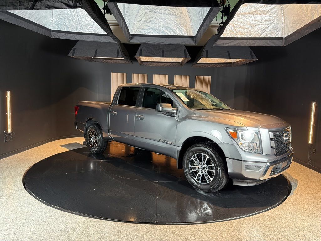 Used 2024 Nissan Titan SV w/ Accessory Utility Package AWD/4WD image 8