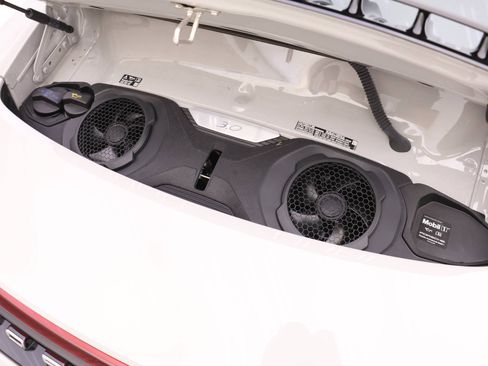 Certified 2025 Porsche 911 Carrera image 22