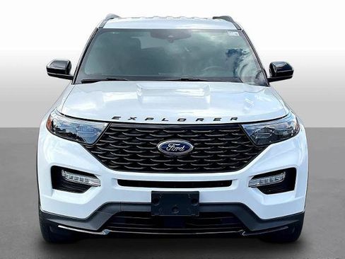 Certified 2024 Ford Explorer ST-Line w/ Class IV Trailer Tow Package AWD/4WD image 2