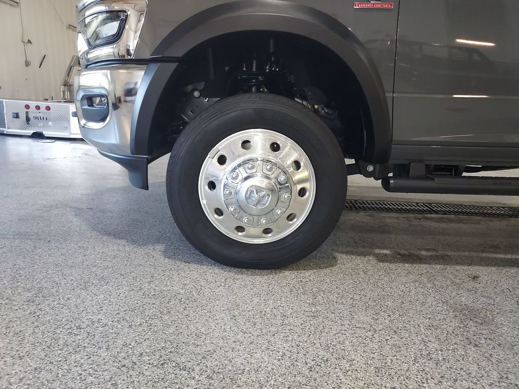 New 2026 RAM 5500 Tradesman AWD/4WD image 25