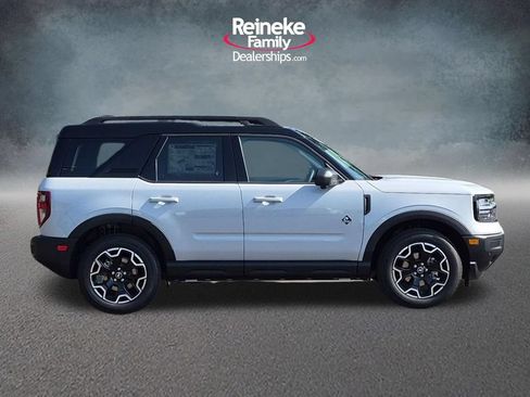 New 2026 Ford Bronco Sport Outer Banks w/ Outer Banks Tech Package+ AWD/4WD image 4