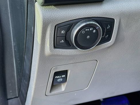 Used 2019 Ford F150 XL w/ Equipment Group 101A Mid RWD image 10