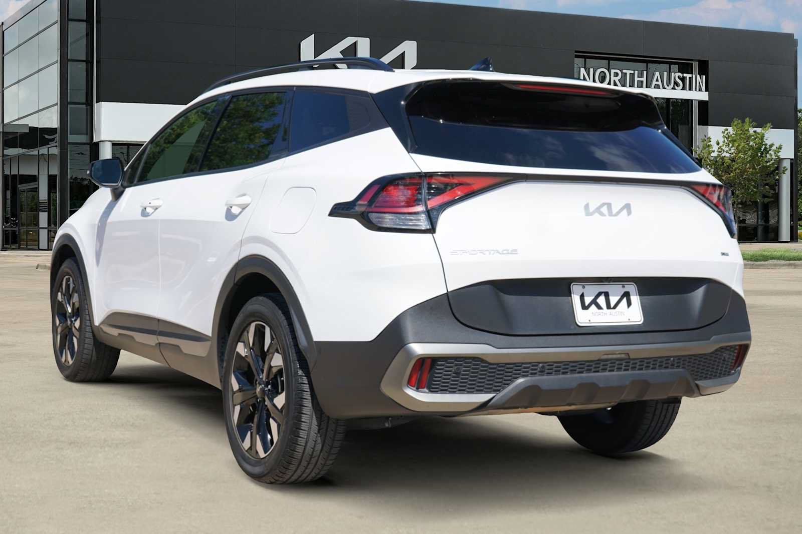 Used 2023 Kia Sportage X-Line w/ X-Line Premium Package AWD/4WD image 4