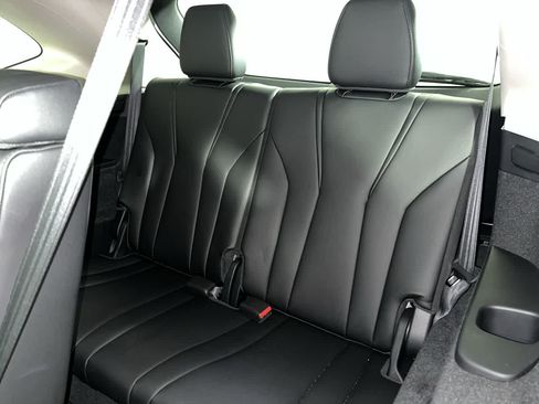 Certified 2024 Acura MDX SH-AWD image 27