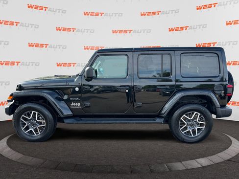 Used 2024 Jeep Wrangler Sahara image 2