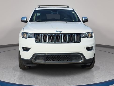 Used 2018 Jeep Grand Cherokee Limited AWD/4WD image 2