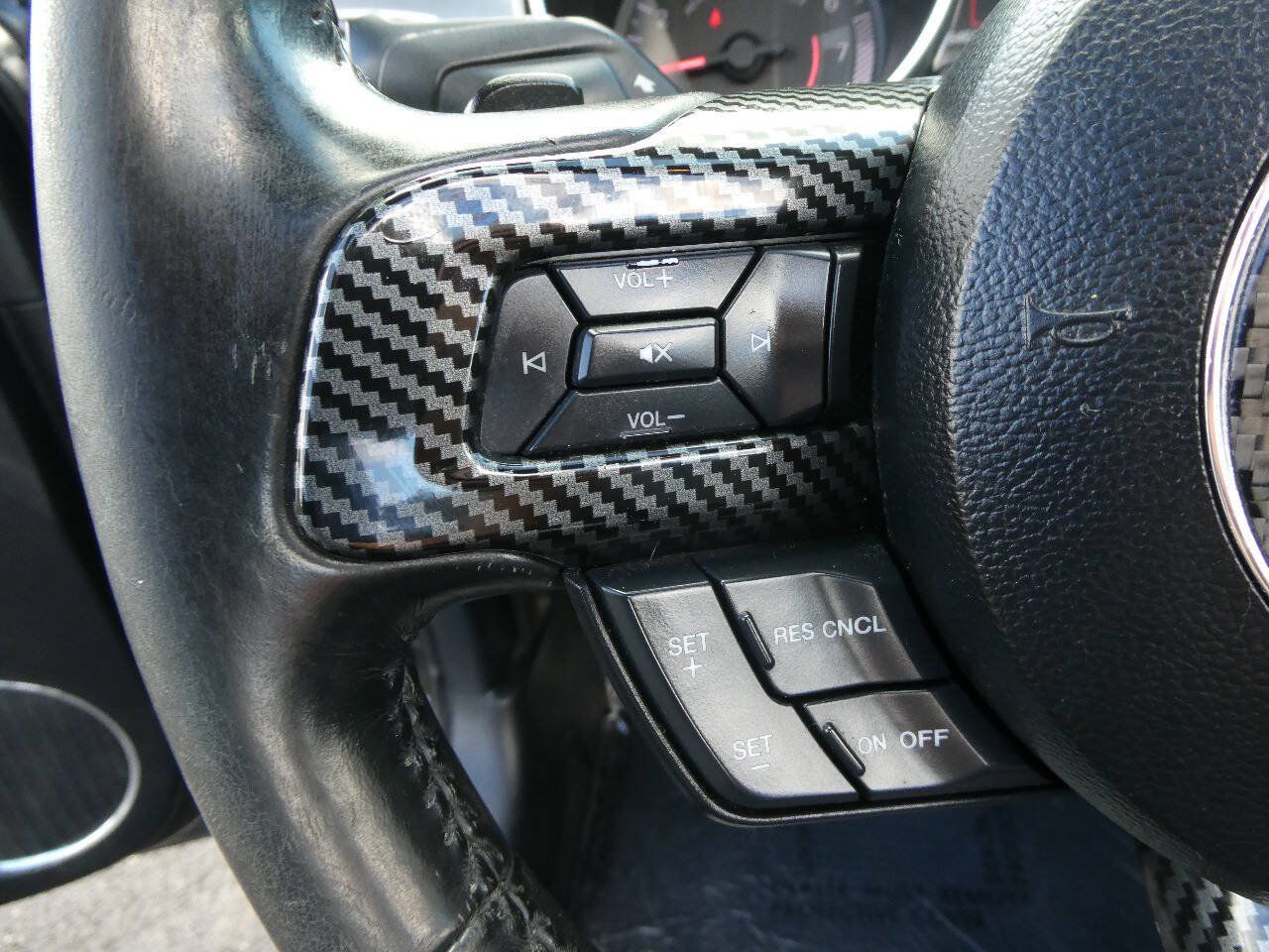 Used 2019 Ford Mustang Premium RWD image 20