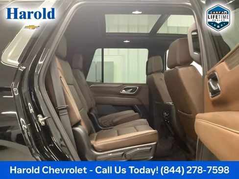 Used 2023 Chevrolet Tahoe High Country image 9