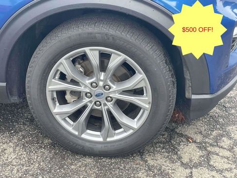 Used 2023 Ford Explorer XLT w/ Equipment Group 202A AWD/4WD image 9