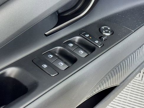 New 2026 Hyundai Elantra SEL Sport image 27