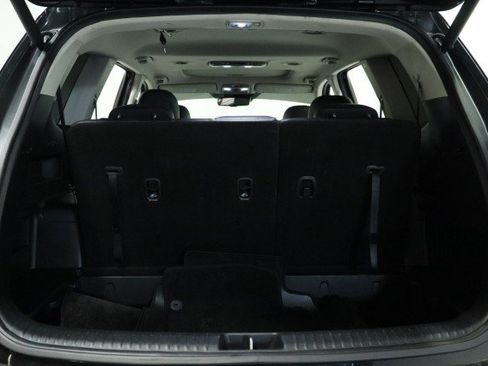 Used 2023 Kia Telluride EX w/ EX Captain's Chair Package FWD image 32