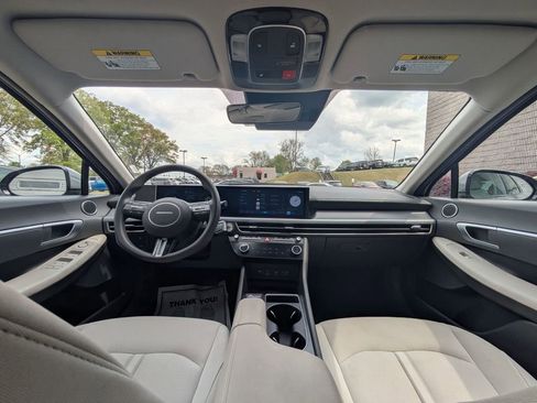 Used 2025 Hyundai Sonata SEL FWD image 24