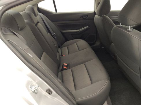 Used 2024 Nissan Altima 2.5 SV image 19