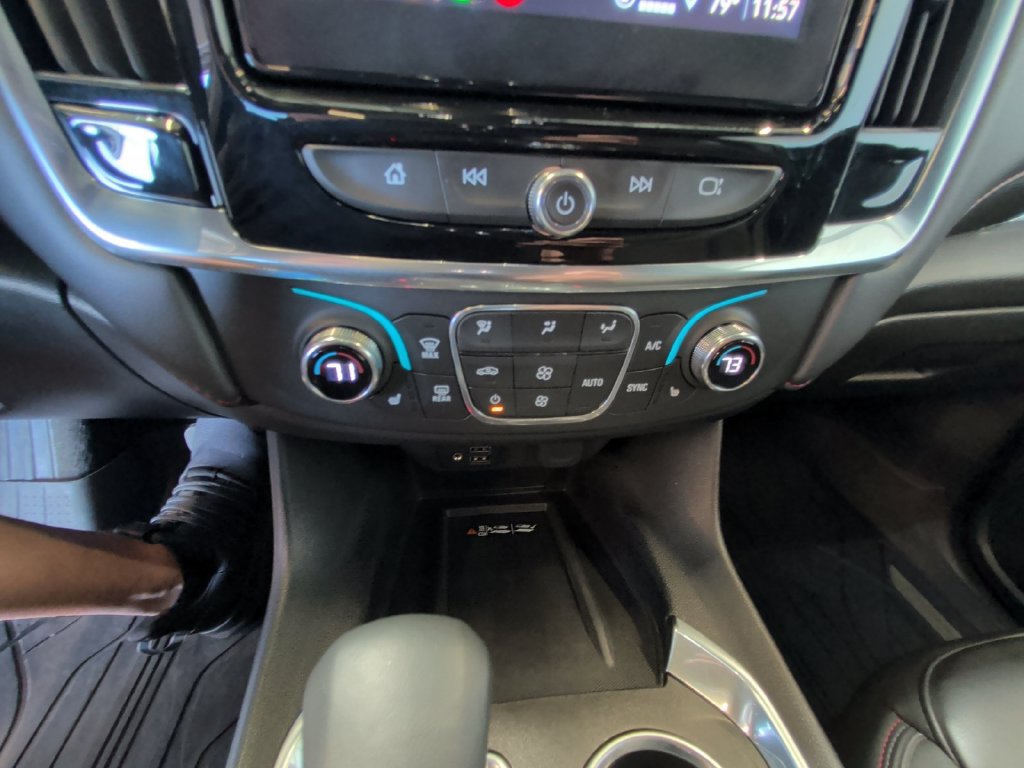 Certified 2023 Chevrolet Traverse RS w/ LPO, Floor Liner Package AWD/4WD image 17