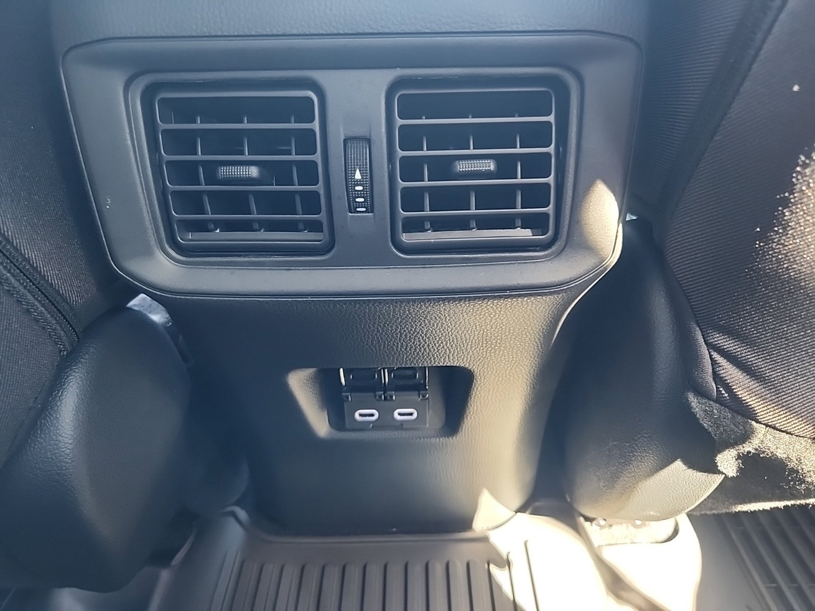 Used 2025 Toyota RAV4 XLE w/ Convenience Package AWD/4WD image 33