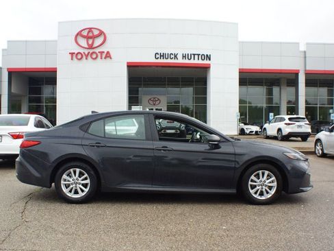 Used 2026 Toyota Camry LE image 1