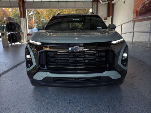 New 2026 Chevrolet Equinox ACTIV image 2