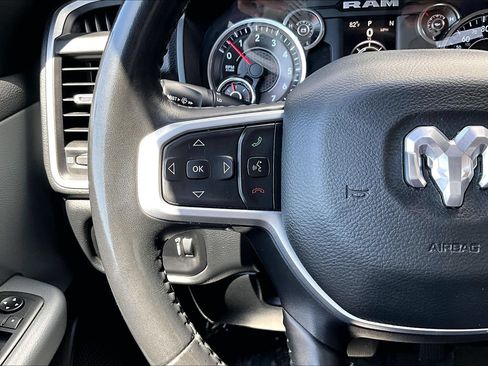 Used 2020 RAM 1500 Big Horn AWD/4WD image 18