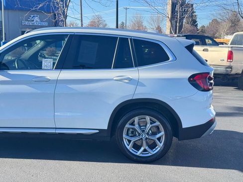 Used 2024 BMW X3 xDrive30i w/ Premium Essential Package image 11