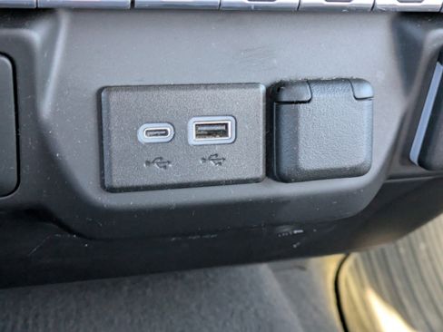 Used 2024 Chevrolet Silverado 1500 Custom RWD image 27