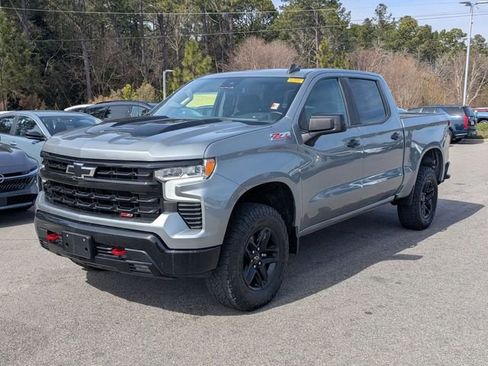 Used 2023 Chevrolet Silverado 1500 LT Trail Boss w/ Convenience Package II image 7