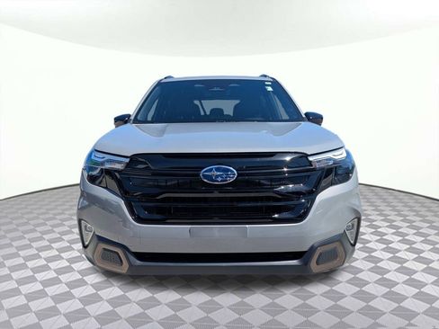Used 2025 Subaru Forester Sport image 8