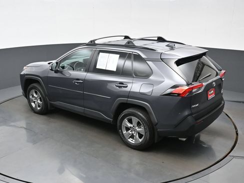 Used 2024 Toyota RAV4 XLE AWD/4WD image 39