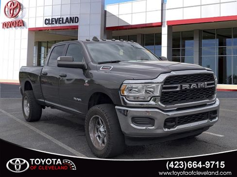 Used 2022 RAM 2500 Tradesman w/ Chrome Appearance Group AWD/4WD image 1