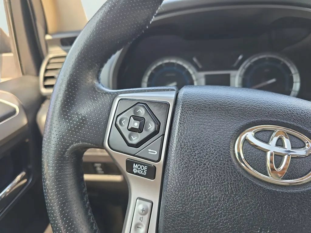 Used 2016 Toyota 4Runner Limited RWD image 13