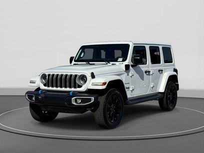 Used 2024 Jeep Wrangler Unlimited Sahara w/ Technology Group
