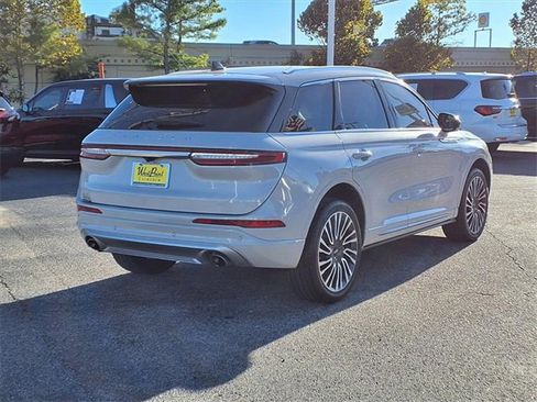 Certified 2022 Lincoln Corsair AWD w/ Equipment Group 101A image 2