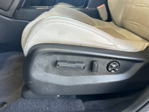 Used 2019 Honda CR-V EX-L image 14