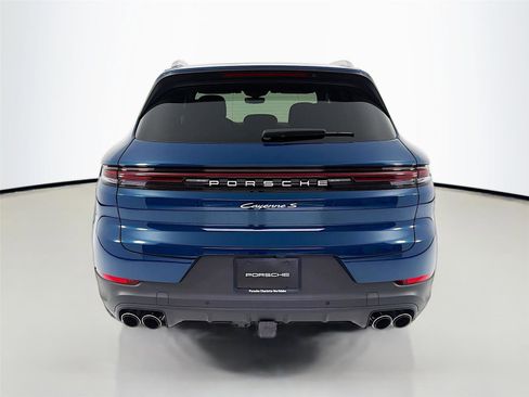 New 2025 Porsche Cayenne S image 21