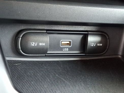 Used 2020 Kia Soul LX FWD image 24