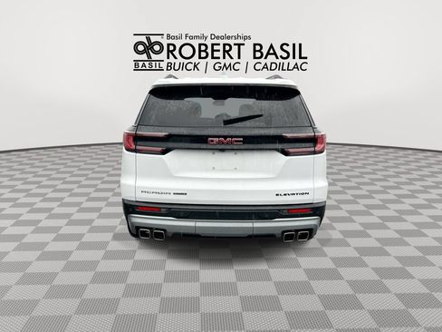 Used 2025 GMC Acadia Elevation w/ Elevation Premium Package AWD/4WD image 7