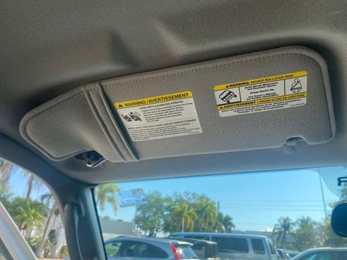 Used 2010 Ford Ranger XL image 47