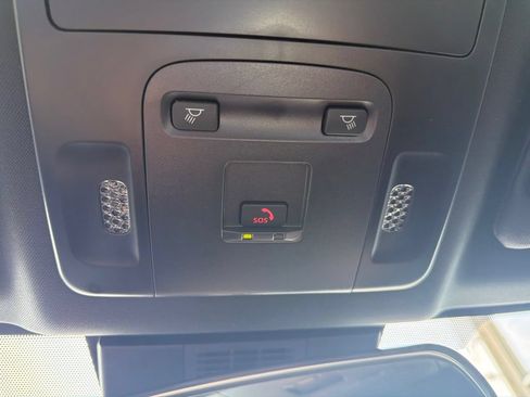 Used 2026 Toyota Camry SE FWD image 34