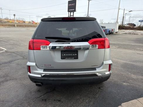 Used 2017 GMC Terrain SLT w/ Driver Alert Package I image 4