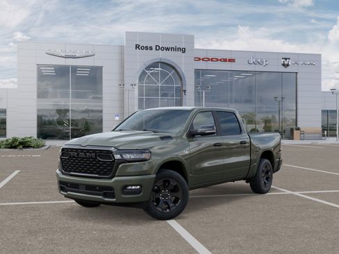New 2026 RAM 1500 4x4 Crew Cab image 2