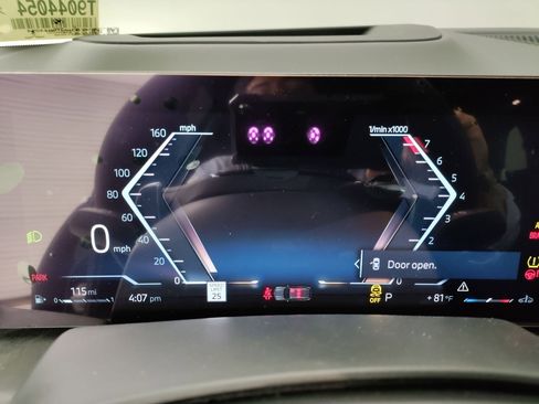 Used 2026 BMW X5 xDrive40i image 18