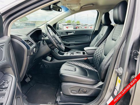 Used 2024 Ford Edge Titanium AWD/4WD image 3